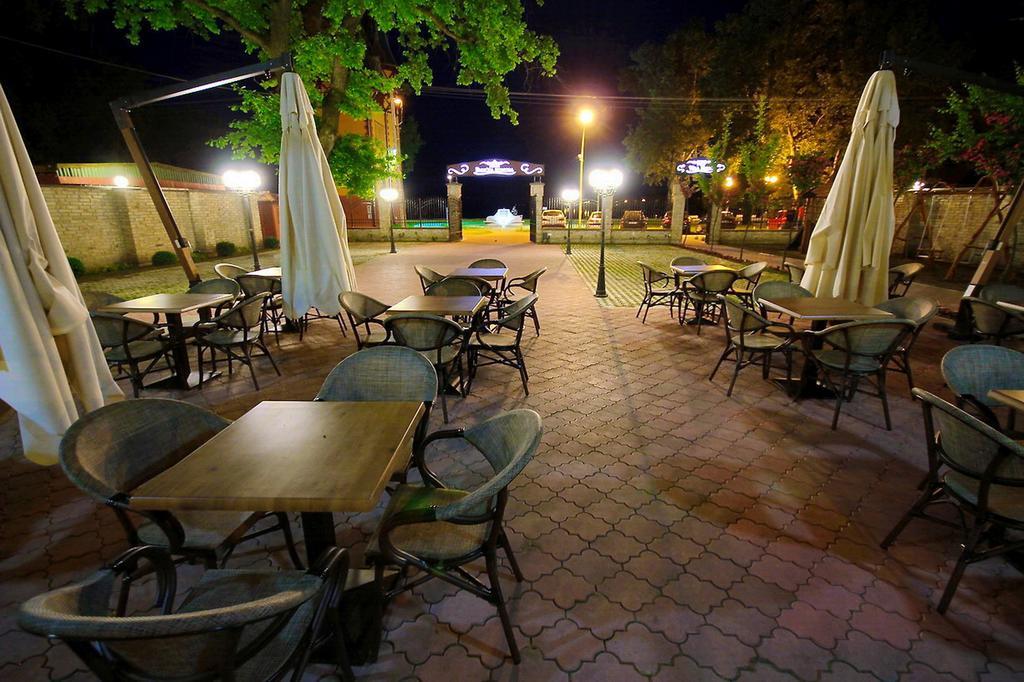 Vila Palic Hotel Exterior photo