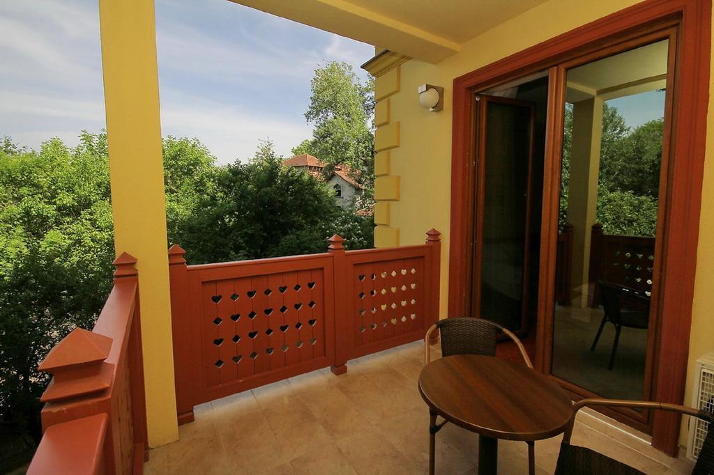Vila Palic Hotel Exterior photo